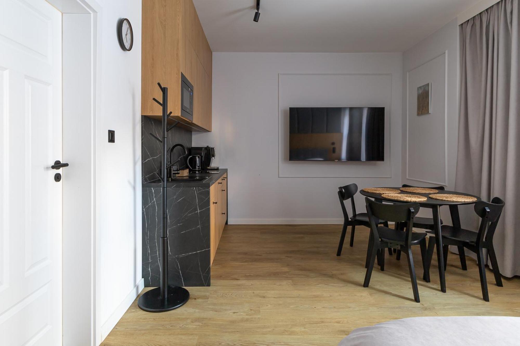 Glow Apartments - Apartamenty Studio Kozia Gdansk Srodmiescie Exterior photo